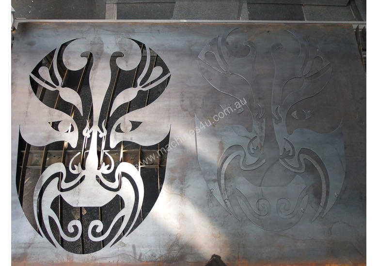 caption DRAGON 2 - CNC PLASMA / FLAME COMBO