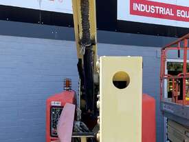 JLG E400 AJP ARTICULATING BOOM/ ELECTRIC KNUCKLE  - picture0' - Click to enlarge