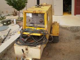 LINCOLN 400 Welder-Diesel Tooling - picture1' - Click to enlarge