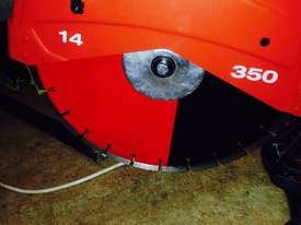 HILTI DSH 700 concrete cutter  - picture0' - Click to enlarge