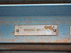 22KW motor 10.88:1 1276Nm gearbox suit conveyor - picture2' - Click to enlarge