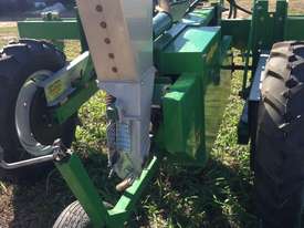 2014 Renaldo 2 Row 1 Bed Seed Planter - picture1' - Click to enlarge