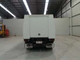 2006 Hino Dutro Service Body - picture2' - Click to enlarge