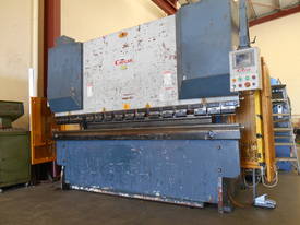 Cougar  Hydraulic Pressbrake - picture1' - Click to enlarge