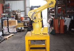 Fanuc M-16i R-J3   Robot System