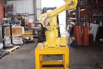 Fanuc M-16i R-J3   Robot System