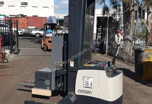 ACTIVE FORKLIFTS - CROWN SHR5540 ELECTRIC WALKIE REACH STACKER 1.6TON