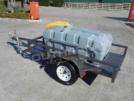 800L Diesel Fuel Trailer Lockable with 12V pump - picture2' - Click to enlarge
