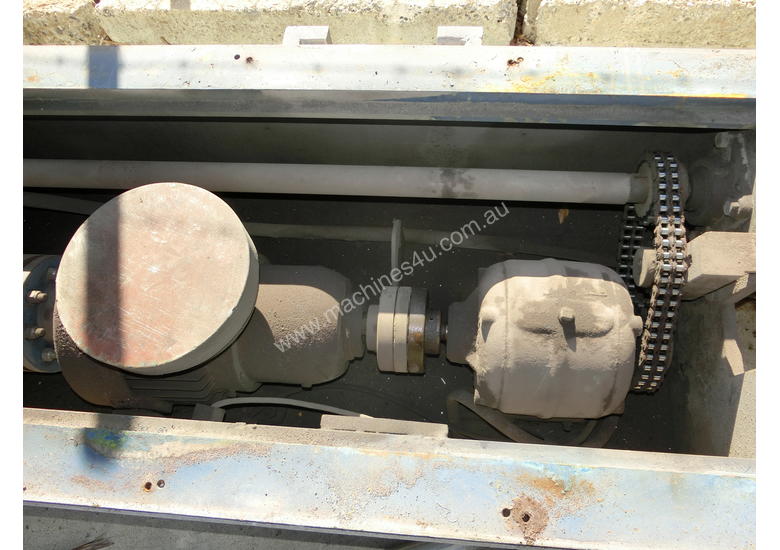 caption Methods 40,000T Pipe Welding Rotator