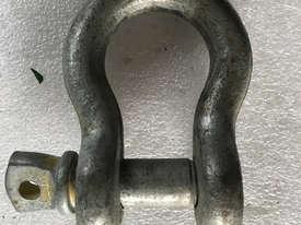 Bow D Shackle 4.7 ton 19mm Rigging Equipment - picture1' - Click to enlarge