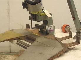 Hirst SST-1 micro spot welder - picture1' - Click to enlarge