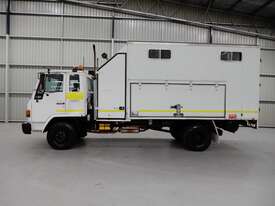 Isuzu FSR450 Cab chassis Truck - picture1' - Click to enlarge