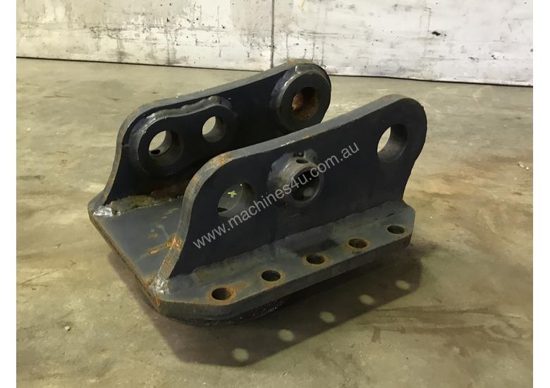 caption HEAD BRACKET TO SUIT 3-4T EXCAVATOR D986