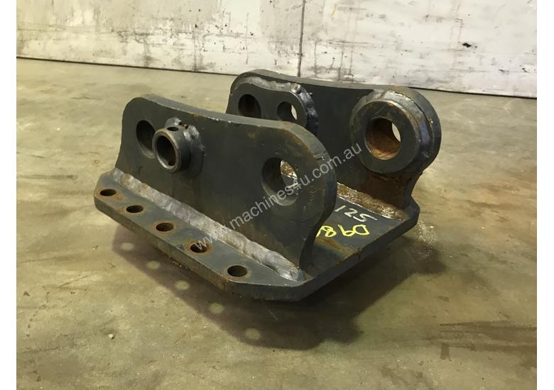 caption HEAD BRACKET TO SUIT 3-4T EXCAVATOR D986