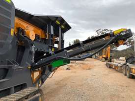Tesab 700i Mobile Jaw Crusher - picture2' - Click to enlarge