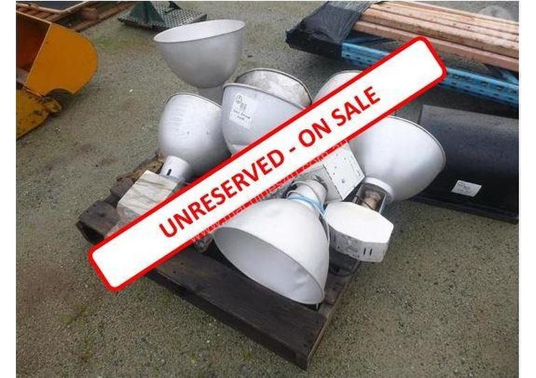 caption 7X Workshop Lights