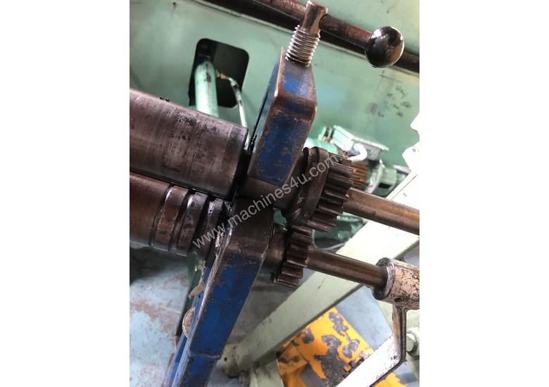 caption Sheetmetal Rolls Metal Curving Roller 3 foot / 900mm long