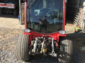 Small hydrostatic articulated 46 horse tractor - picture2' - Click to enlarge