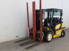 2.6T Diesel Counterbalance Forklift  - picture0' - Click to enlarge
