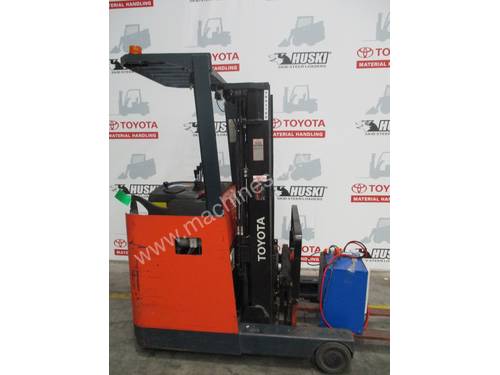Toyota Forklift 7FBR15, good condition with side shift.