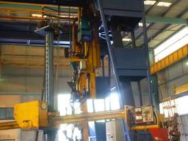 Methods Design Gantry Mounted Vertical 3 Axis Twin Head Travelling Sub Arc Welding Station  - picture2' - Click to enlarge