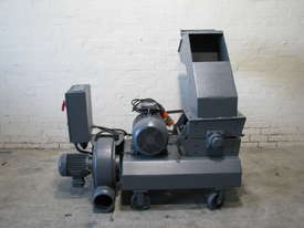 Industrial Heavy Duty Plastic Wood Granulator with Blower 11kW - picture0' - Click to enlarge
