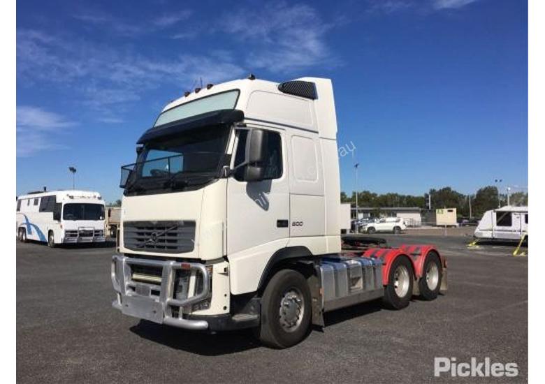 caption 2012 Volvo FH16