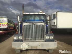 2005 Western Star 4800 - picture1' - Click to enlarge