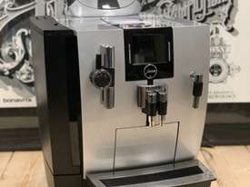 JURA XJ9 PROFESSIONAL AUTOMATIC ESPRESSO COFFEE MACHINE - picture2' - Click to enlarge