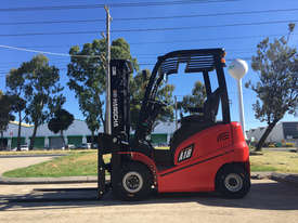 Brand New Hangcha 1.8 Ton 4 Wheel Electric Forklift  - picture0' - Click to enlarge