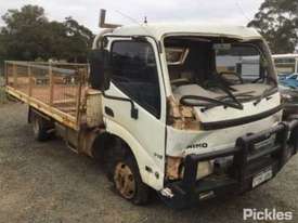2007 Hino 300 series - picture0' - Click to enlarge