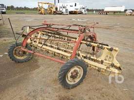 NEW HOLLAND SUPER 56 Hay Rake - picture1' - Click to enlarge