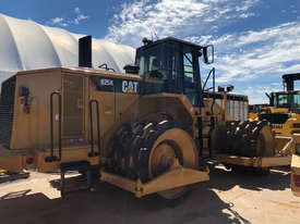 Caterpillar 825H Compactor Roller/Compacting - picture1' - Click to enlarge