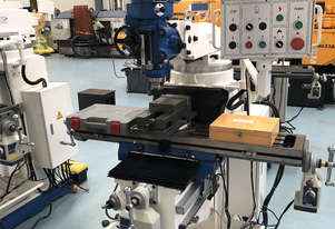 PUMA X6323B TURRET MILLING MACHINE | SINGLE PHASE | DIGITAL READOUT | 230 X 1246MM TABLE
