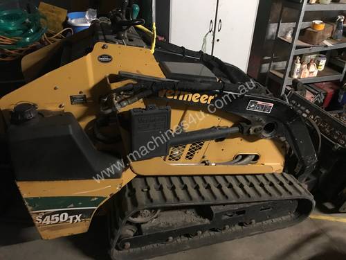 Vermeer mini skid steer with many attachments