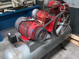 Compressor 3 Cylinder 10HP - picture0' - Click to enlarge