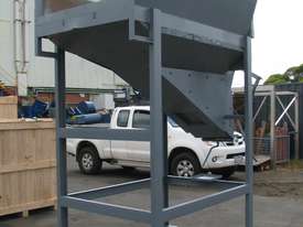 Large Industrial Hopper Feeder - picture2' - Click to enlarge