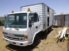 Isuzu FSR Pantech Truck - picture0' - Click to enlarge