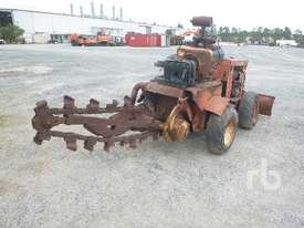 DITCH WITCH V30 Equipment Attachment - Other - picture1' - Click to enlarge