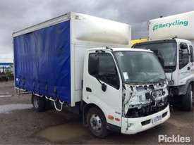 2015 Hino 300 816 - picture0' - Click to enlarge