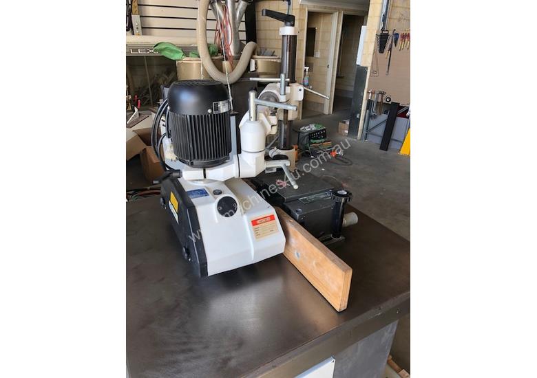 Used Not Specified Unknown Used Bobbin Sander with Powerfeed Bobbin Sanders in , Listed on