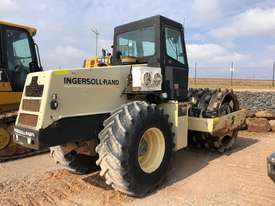 1998 Ingersoll Rand SD110F Roller  - picture1' - Click to enlarge