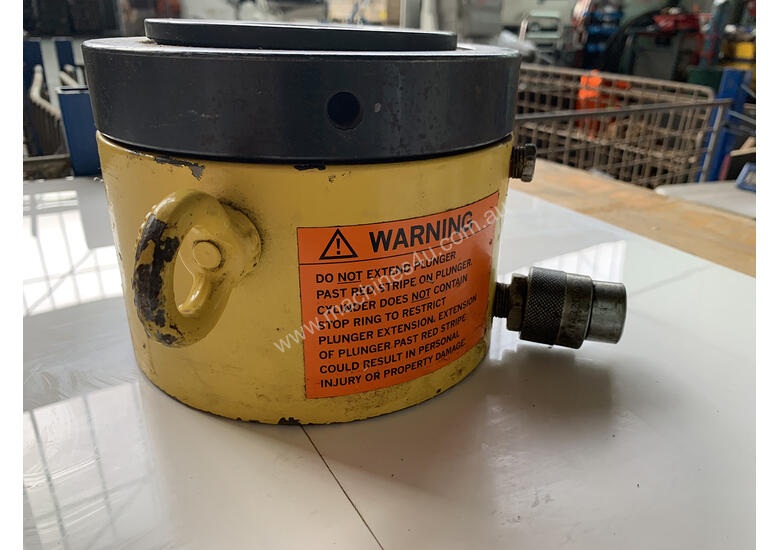 Used enerpac Enerpac CLP1002 Pancake Lock Nut Hydraulic Cylinder