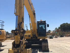 Komatsu PC200LC-8 Tracked-Excav Excavator - picture2' - Click to enlarge
