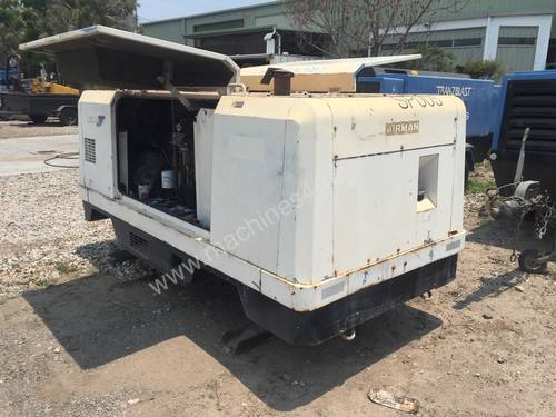 Air Compressor Mobile Diesel Airman PDS 390s