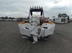 Swift Craft Dominator - picture2' - Click to enlarge