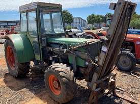 Fendt Farmer 205P 4 x 4 Tractor, 7929 Hrs - picture0' - Click to enlarge