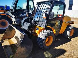 JCB 520-40 Compact Telehandler  - picture2' - Click to enlarge