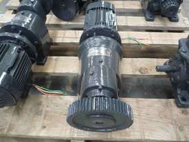 CHARLES & HUNTING 3 PHASE ELECTRIC REDUCTION BOX MOTOR GEAR BOX - picture1' - Click to enlarge