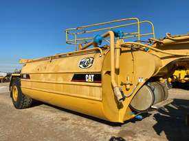 2000 Caterpillar 613C-II Water Wagon - picture2' - Click to enlarge